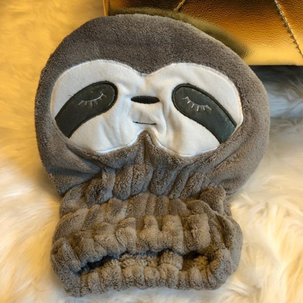 Chloe + Olie Sloth Hair Towel - Picture 3 of 5